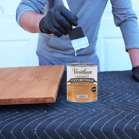 DeWalt 1000 lm Black/Yellow LED USB Flashlight