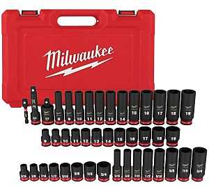 Milwaukee SHOCKWAVE Impact Duty Series 49-66-7009 Socket Set, Includes: (1) Universal Joint and Storage Case