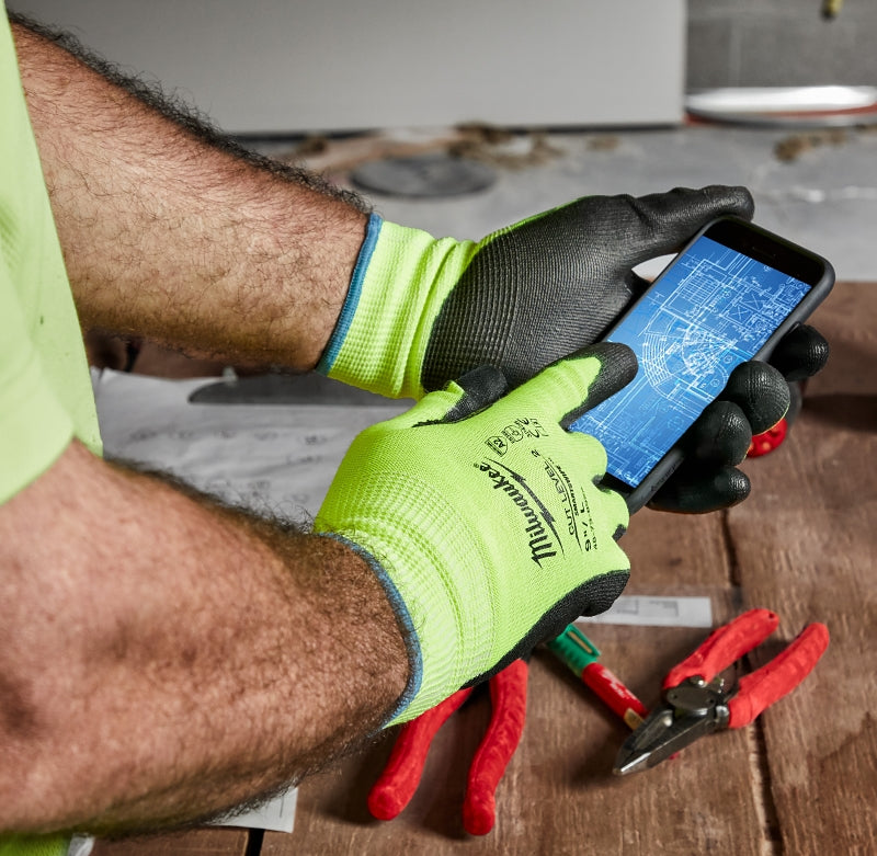 Milwaukee 48-73-8922 High-Visibility Cut Level 2 Gloves, Unisex, L, Elasticated Knit Cuff, Nitrile Coating, Polyurethane