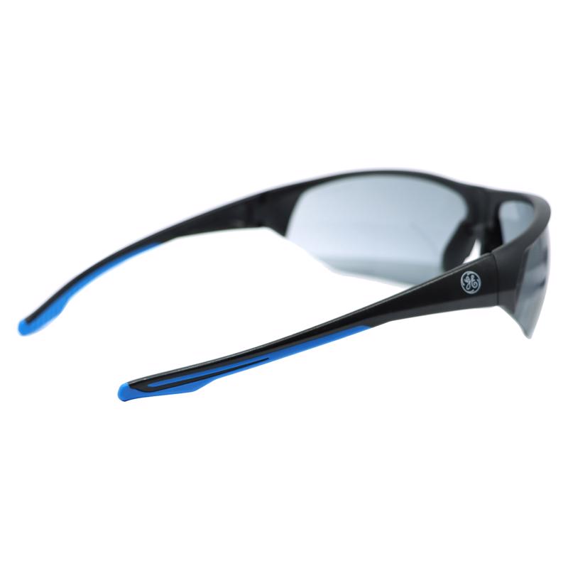 General Electric 06 Series Anti-Fog Impact-Resistant Safety Glasses Smoke Lens Black/Blue Frame 1 pk