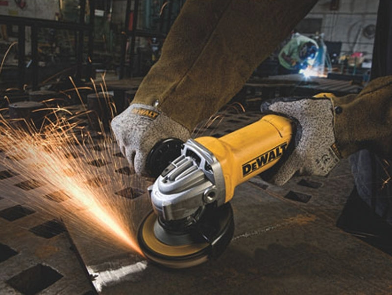 DEWALT DWE402 Series Small Angle Grinder, Includes: (1) 2-Position Side Handle, (1) 4-1/2 in One-Touch (T27) Guard
