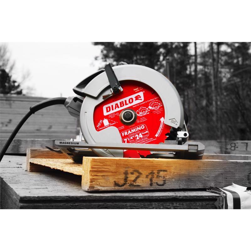 Diablo Tracking Point 7-1/4 in. D X 5/8 in. TiCo Hi-Density Carbide Saw Blade 24 teeth 1 pk