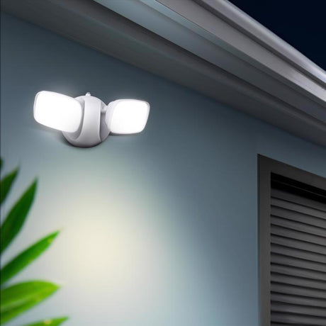 Feit LED Dusk to Dawn Hardwired LED White Security Floodlight