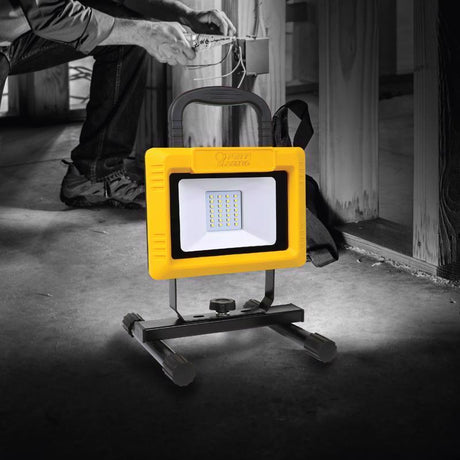 Feit Pro Series 2000 lm LED Corded Stand (H or Scissor) Work Light