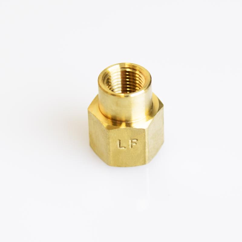ATC 1/4 in. FPT X 1/8 in. D FPT Brass Reducing Coupling, Pack of 5
