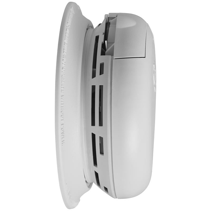 First Alert Voice Alert Hard-Wired Photoelectric Smoke Detector 1 pk