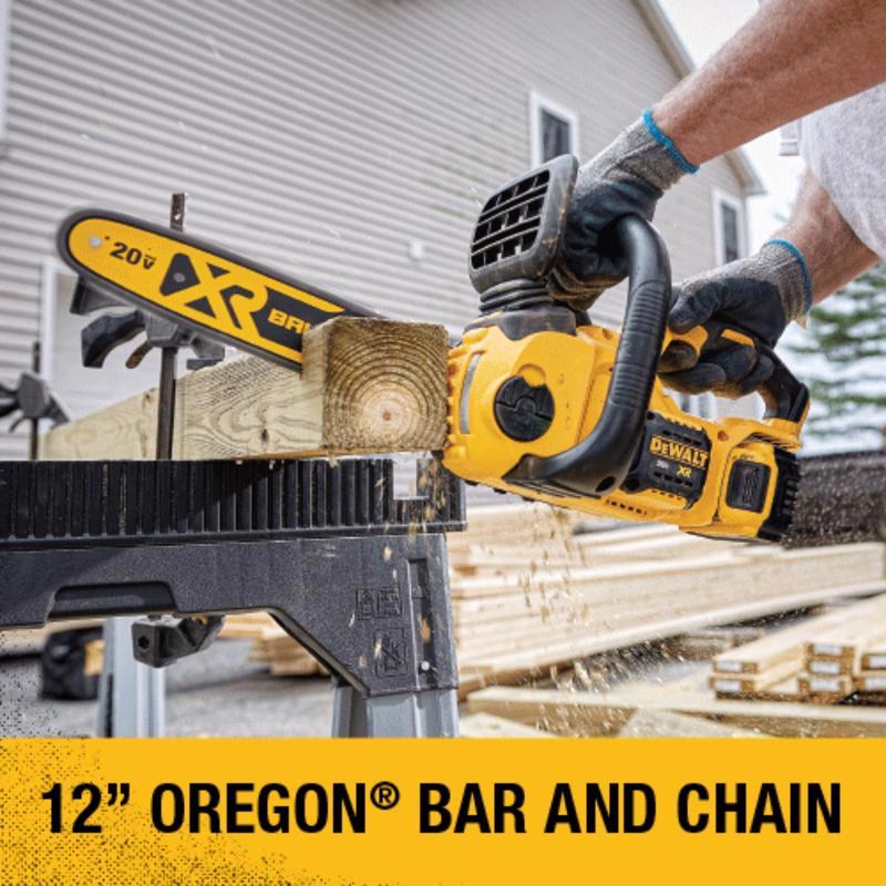 DeWalt 20V MAX XR DCCS620P1 12 in. 20 V Battery Chainsaw Kit (Battery & Charger)