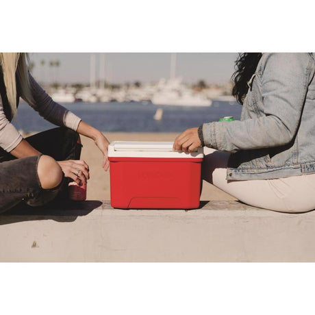 Igloo Legend Red/White 9 qt Cooler
