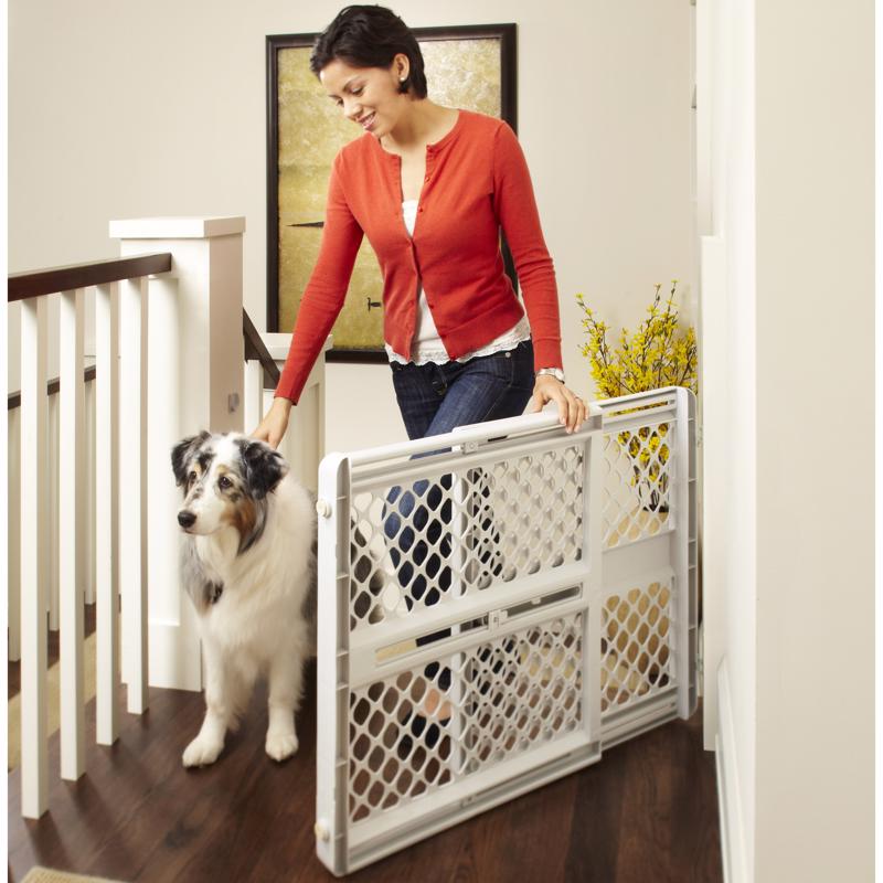 North States 26 in. H X 26-42 in. W Plastic Pet Gate