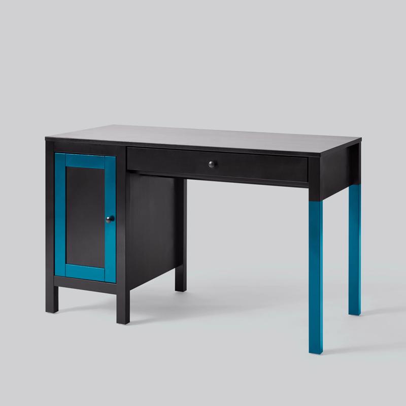 Satco Plastic Mogul to Medium Base Socket Reducer 1 pk