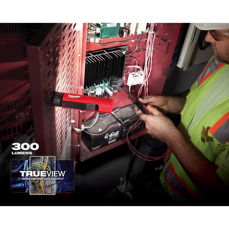 Milwaukee Rover 300 lm Black LED Flood Light AA Battery