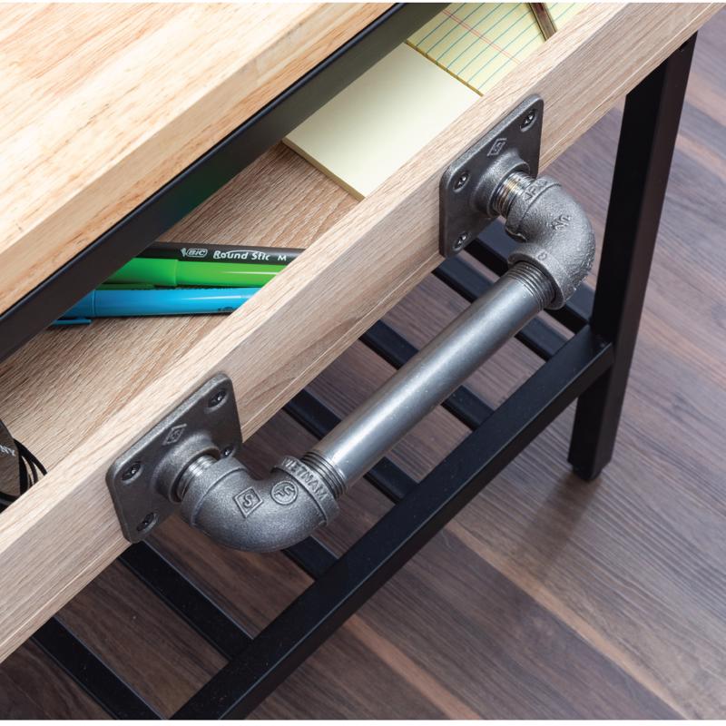 STZ Industries Pipe Decor Iron Flange 1/2 in.