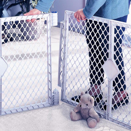 North States Superyard Gray 26 in. H X 18.5 in. W Plastic Child Safety Gate