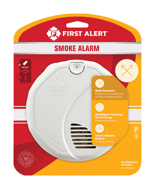 First Alert 1039828 Fire and Smoke Detector, AA Alkaline Battery, Photo, Ion Sensor, 85 dB, Alarm: Smoke