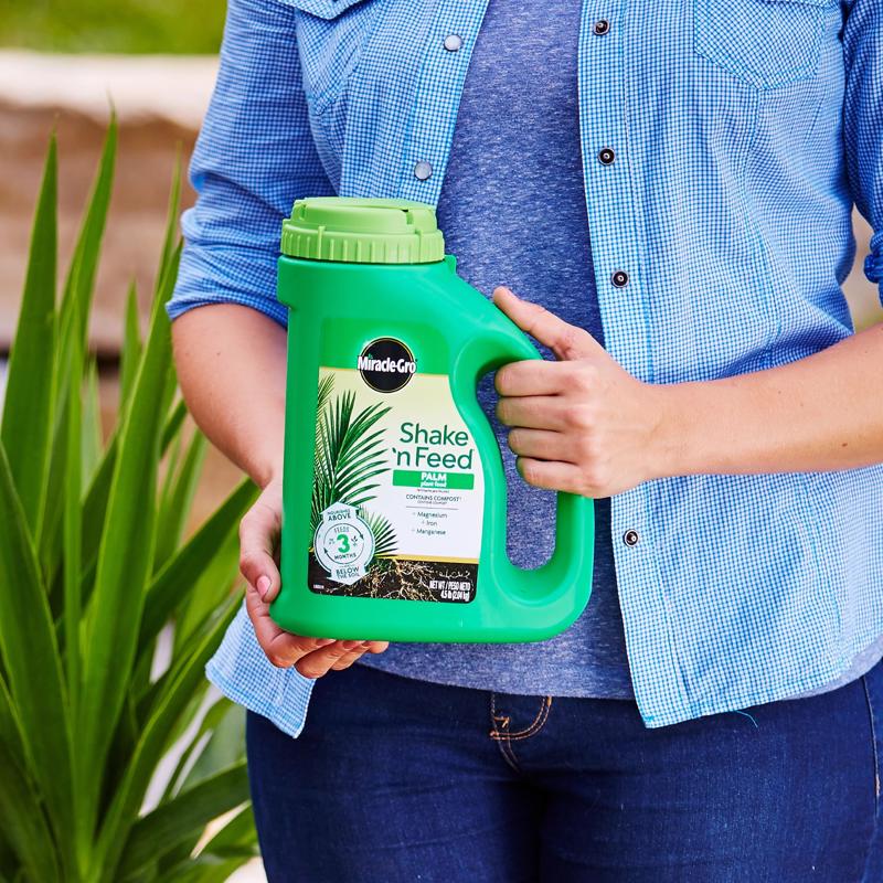 Miracle-Gro Shake 'N Feed Granules Plant Food 4.5 lb