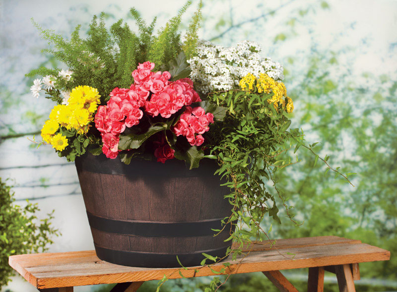 Southern Patio 12.2 in. H X 20.5 in. W X 20.5 in. D Resin Whiskey Barrel Planter Brown