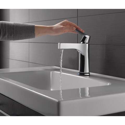 Delta Zura Chrome Single-Hole Bathroom Sink Faucet 4 in.