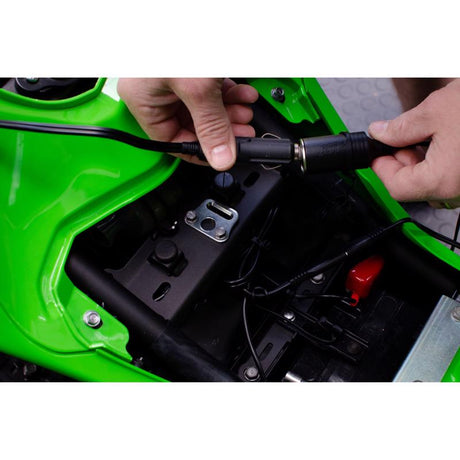 Battery Tender Automatic 12 V 7.5 amps Battery Saver Adapter