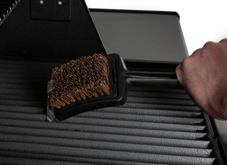 GrillPro 77618 Grill Brush, Palmyra Fiber Bristle, Resin/Steel Handle, 17 in L