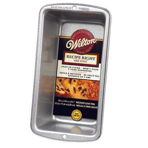 Wilton 4-1/2 in. W X 8-1/2 in. L Loaf Pan Silver