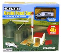 John Deere Toys 12924 Grain Feed Playset, 5 years and Up