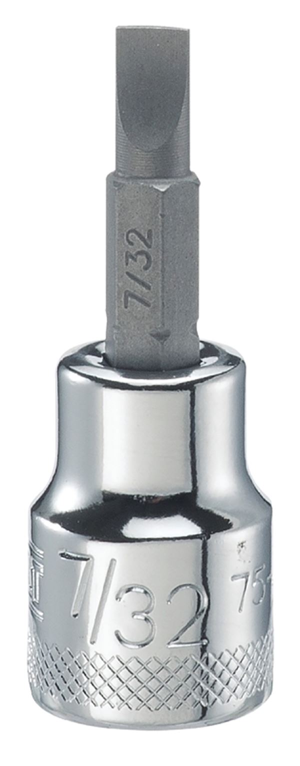 DeWALT DWMT75451OSP Slotted Screwdriver Bit Socket, 7/32 in Tip, 3/8 in Drive, Polished Chrome Vanadium